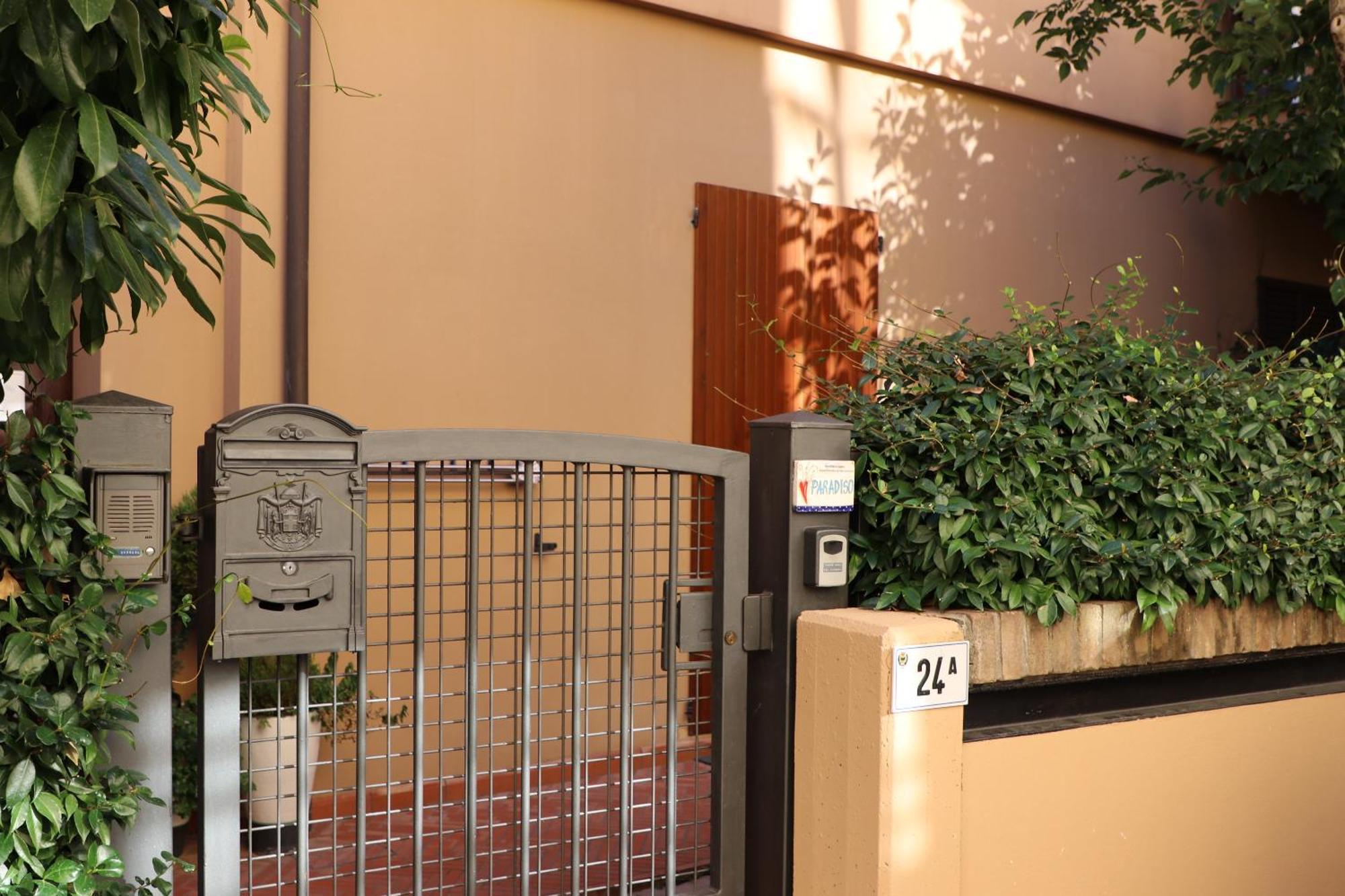 Paradiso24 Forlì Екстериор снимка